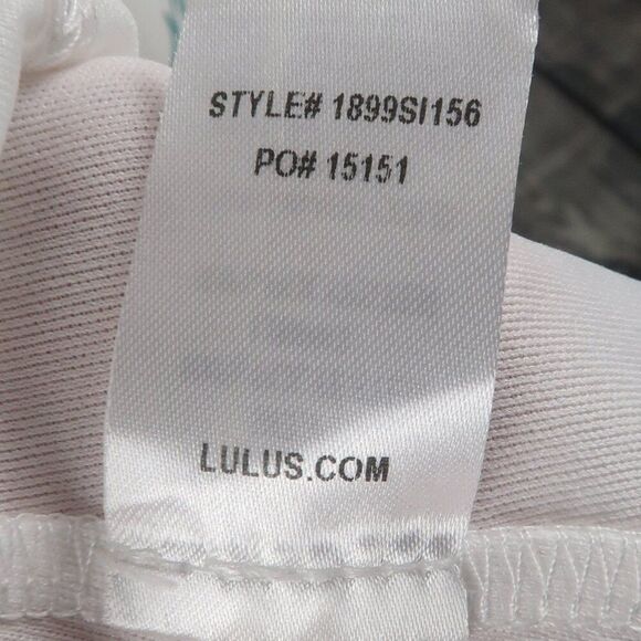 LULU'S GREEN & WHITE I CAN SEA IT NOW MEDALLION PRINT SHIFT MINI DRESS SIZE M - Picture 6 of 11